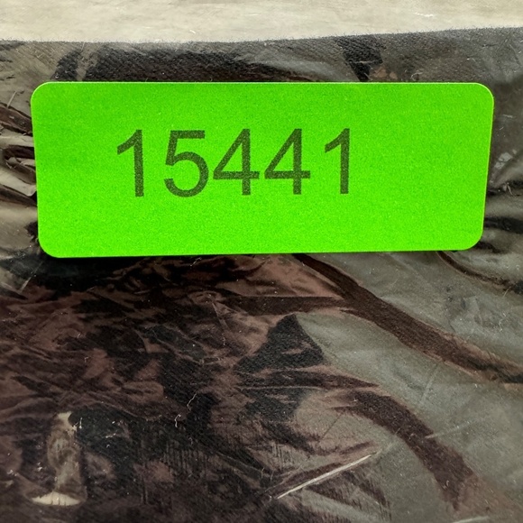 Royalty for Me Women's WANNA BETTA BUTT Capri Jeans Black Size 8 Stretch - Picture 12 of 12